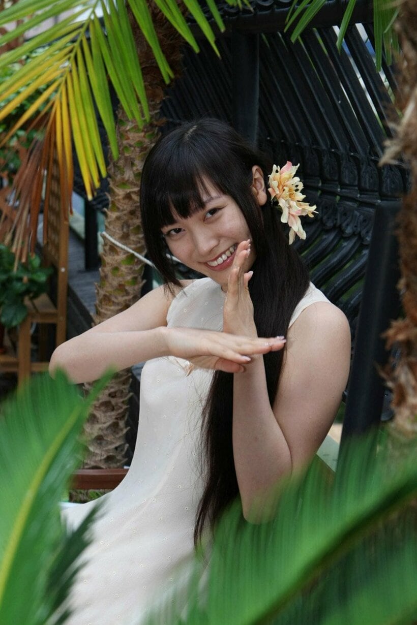 ポーズを決めた福井裕佳梨