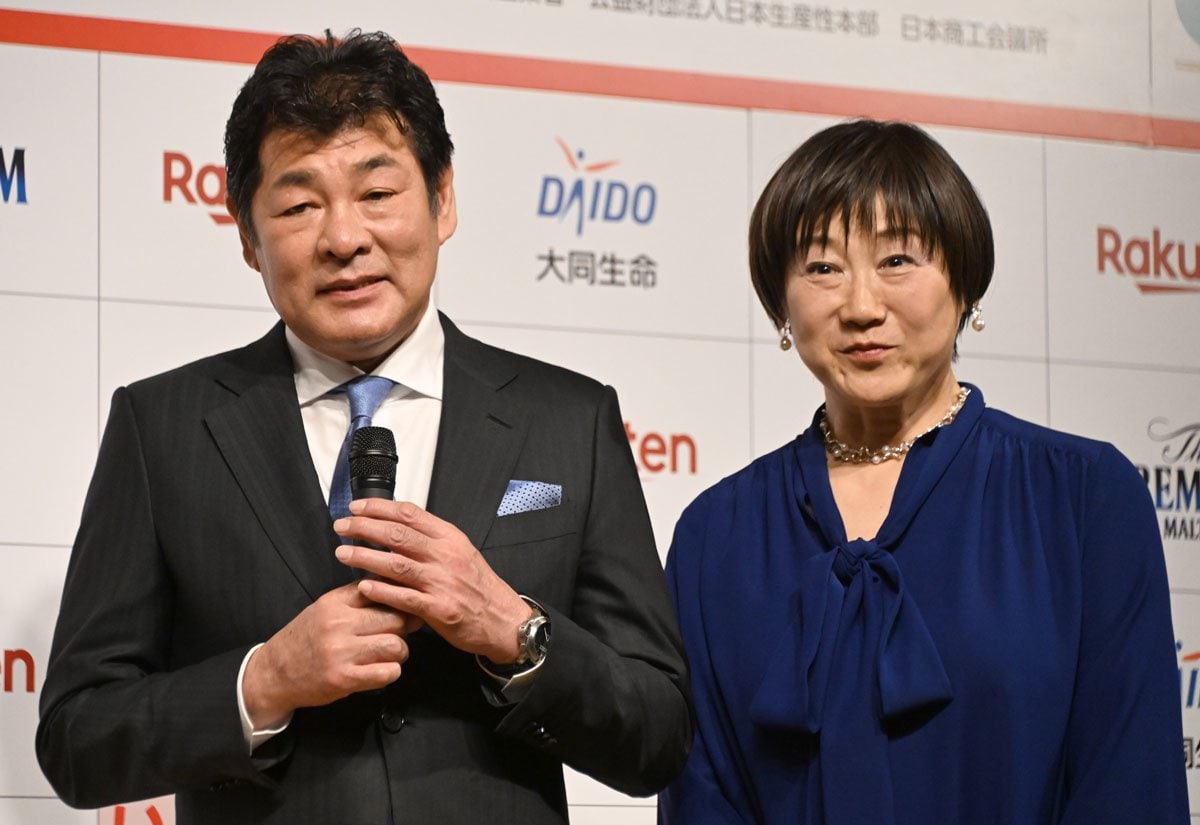 フォロワー４１ ８万人 赤井英和の嫁 佳子 が夫のユニークな 生態 を生告白 東スポweb