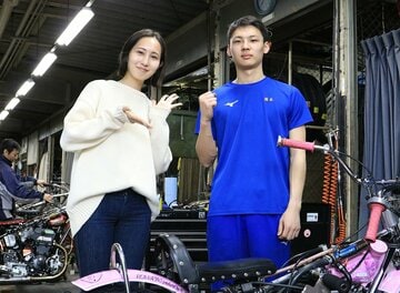 国本一（右）と渚