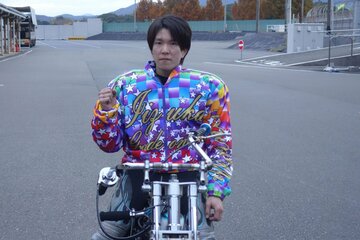 ４回目の大会制覇を果たした鈴木圭一郎