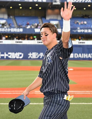  試合後も気合みなぎるオリックス・杉本