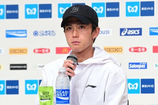 会見を行った大迫傑