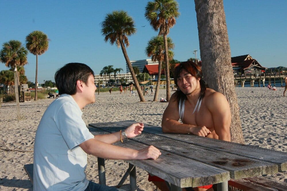 菅林直樹社長（当時）からIWGP戦の要請を受ける棚橋弘至（２００８年１１月）