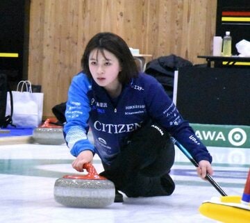 ストーンを投じる上野結生