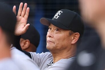小技も絡め、連敗を阻止した巨人・橋上監督代行