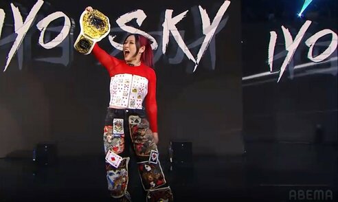 WWE】イヨ・スカイが祭典の女子世界王座戦へ防衛アピール弾！ 挑戦