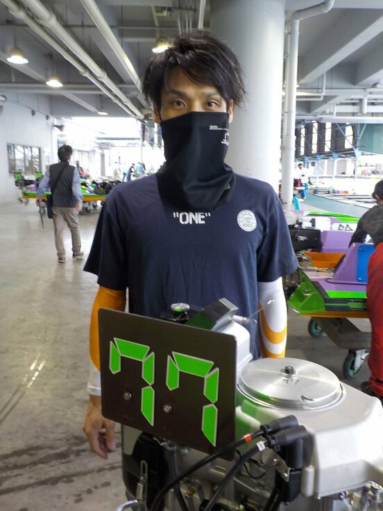  初日に向け、じっくりペラ調整を行った上野真之介