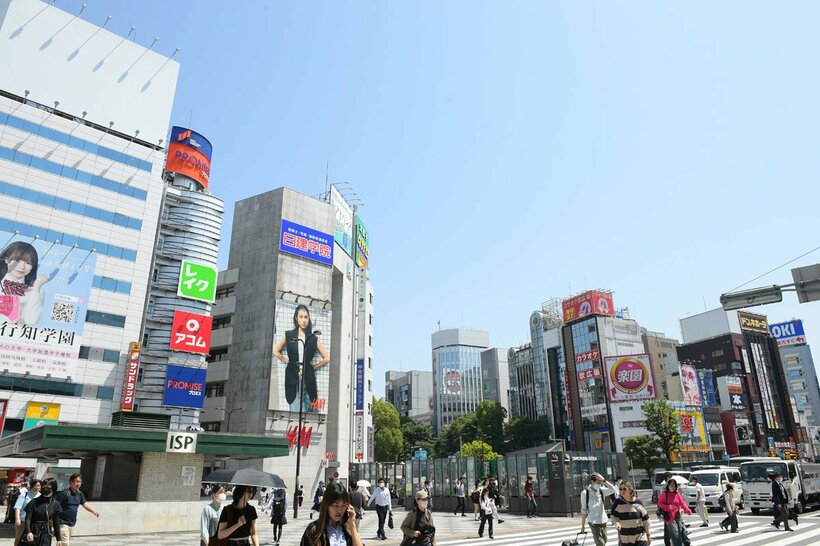 盗撮ハンターはＪＲ池袋駅近くに現れた