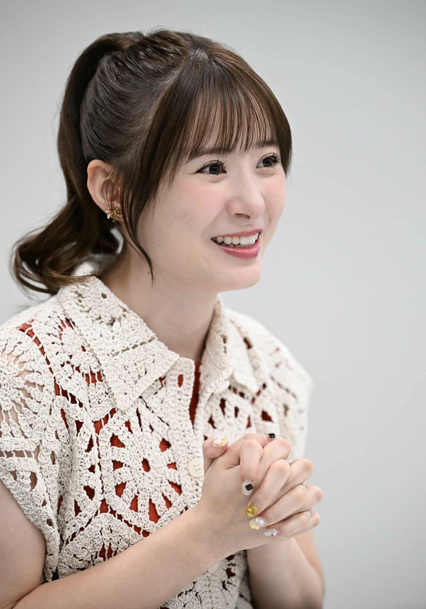 生田衣梨奈インタビューカット