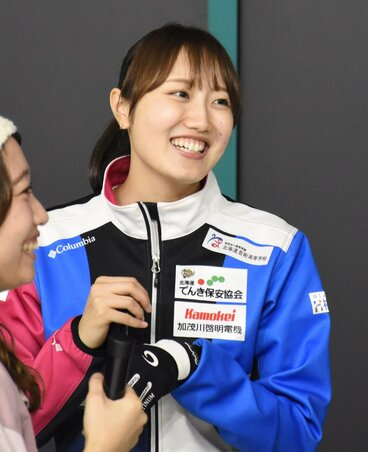 カーリング教室に参加した小林未奈