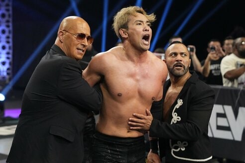 AEW】オカダ・カズチカが飯伏幸太との3年8か月ぶり再戦制す