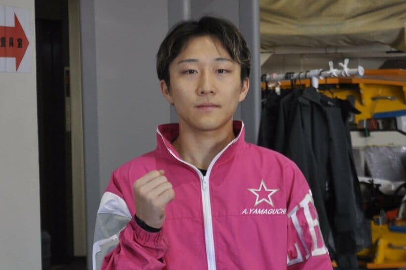 山口晃朋