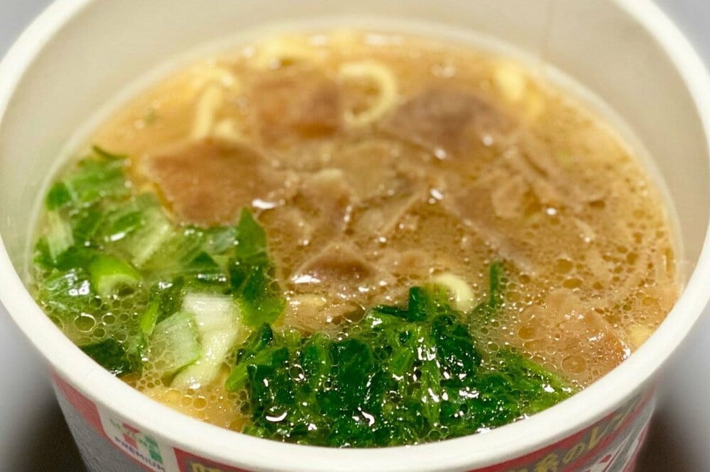 スープの豚骨感も高密度