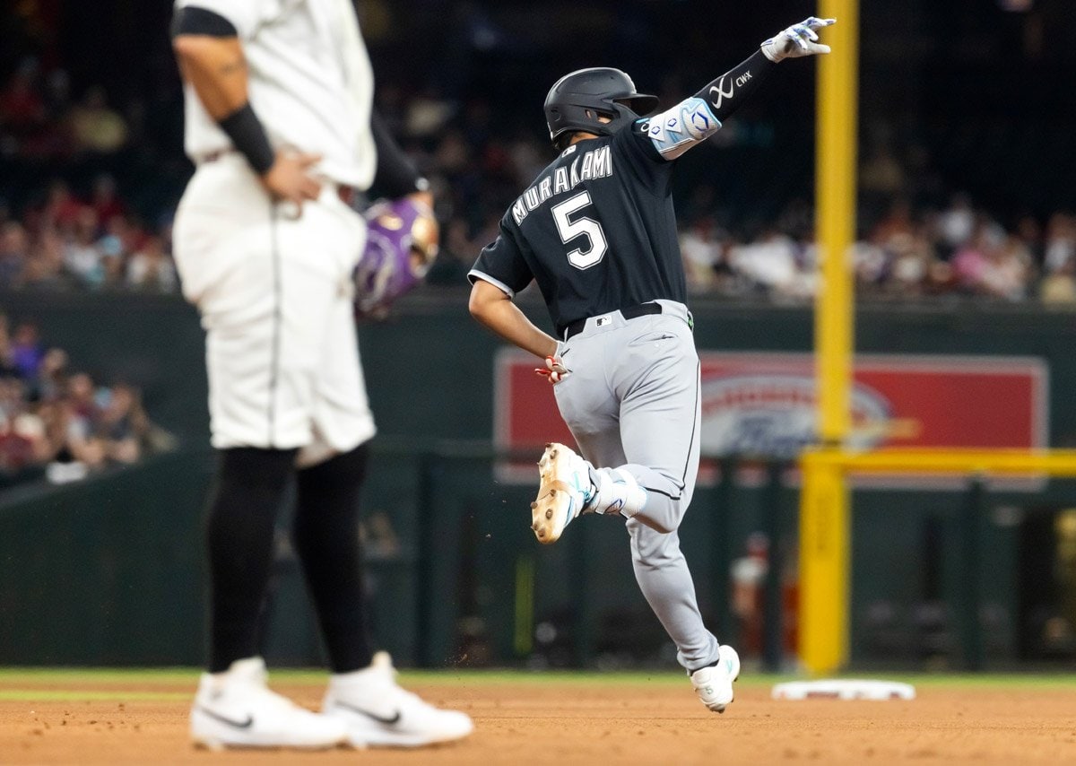 MLB】村上宗隆 4戦連発の9号特大弾にまたも敵地ファン騒然 | 東