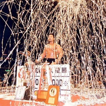 史上２人目の「王者Ｖ」を果たした佐々木健介（2000年）