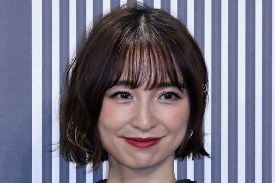 篠田麻里子
