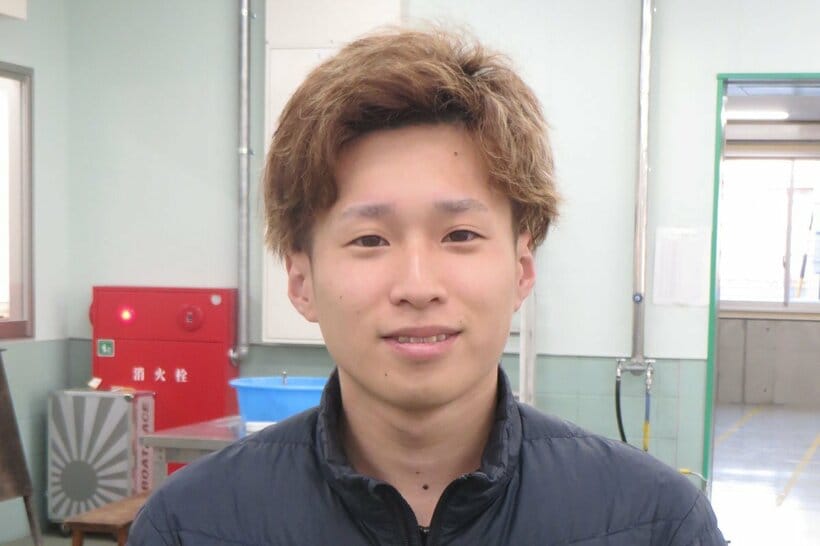 舟足が光る川崎智稔