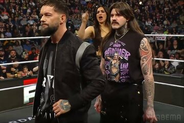 ベイラー(左)とドミニクの間に不協和音が流れ…（©AbemaTV,Inc.）