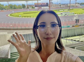 特別ＧⅠ「共同通信社杯プレミアムカップ」を盛り上げる渚