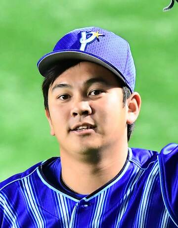  山崎康晃