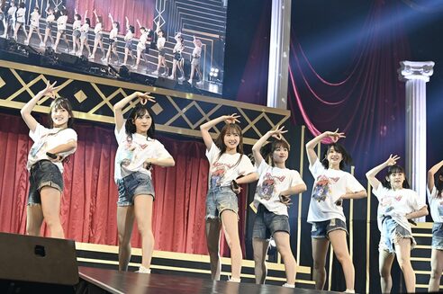 AKB48チーム8が活動休止前ラストコンサート 〝唯一のママ〟山田