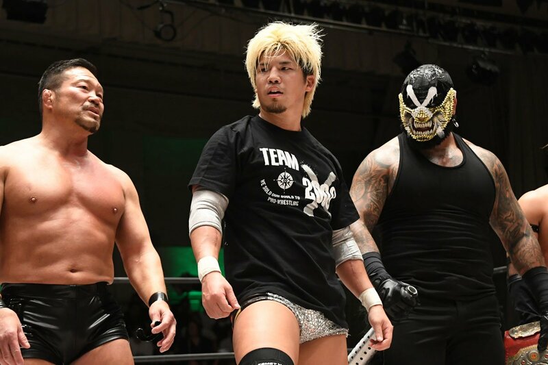 清宮を裏切り、TEAM 2000 X入りしたカイ・フジムラ(中)