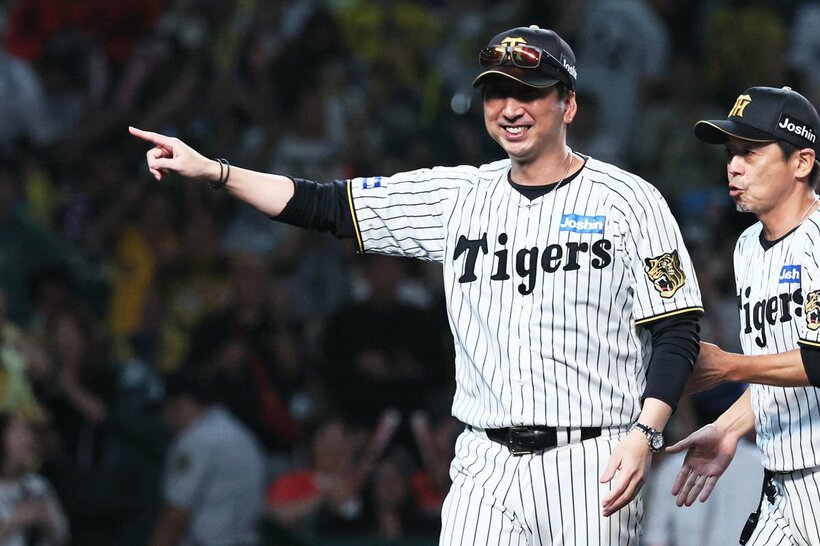 大山悠輔のサヨナラ弾の直後、阪神・藤川監督の表情は…