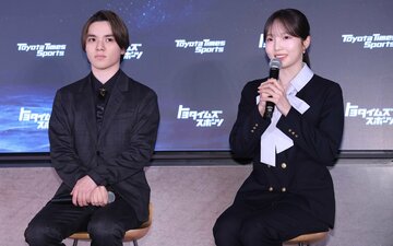 アイスダンス参戦を発表した宇野昌磨（左）と本田真凜