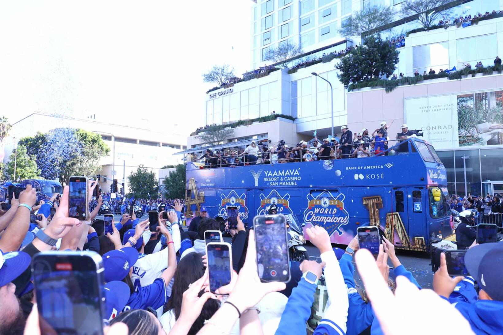 大谷翔平と山本由伸の乗るバス