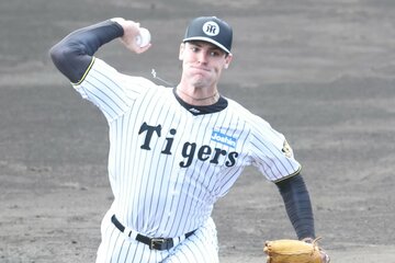 ライブBPに登板した阪神・ラグズデール