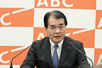 冬の社長記者会見」に出席した今村昭社長
