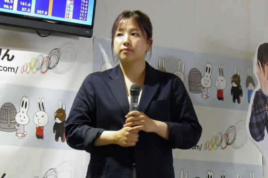 取手競輪場で引退報告会を行った岩崎ゆみこさん