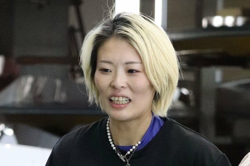 村上奈穂