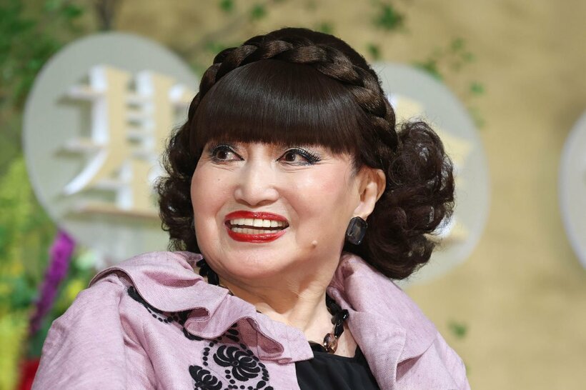 黒柳徹子