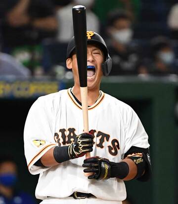  注目の巨人初打席は四球だった