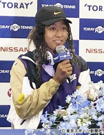  記者会見を行った大坂なおみ