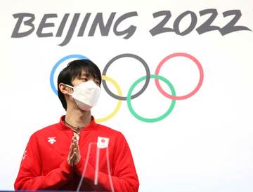  記者会見を行った羽生結弦（東スポＷｅｂ）