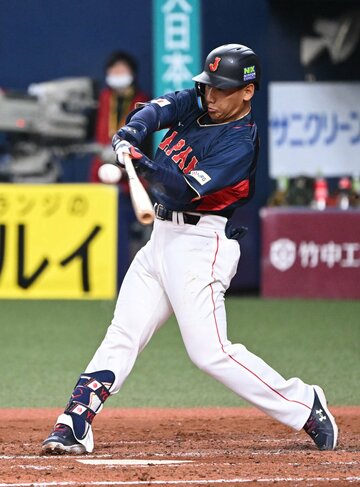 ２回に満塁の走者を一掃する三塁打を放ったレッドソックス・吉田