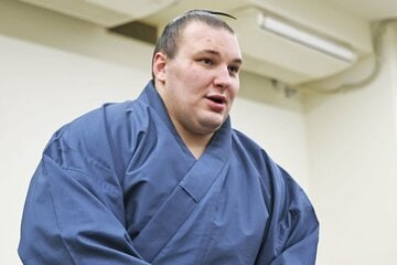 昨年の九州場所から２場所連続優勝中の安青錦