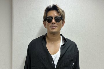 緊急取材に応じた皇治