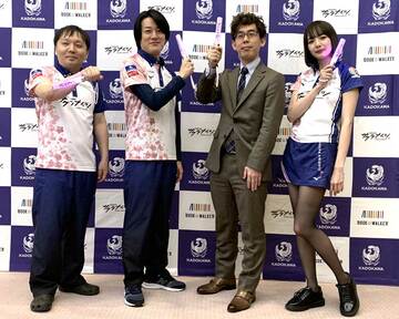  ＫＡＤＯＫＡＷＡサクラナイツの（左から）堀慎吾、内川幸太郎、渋川難波、岡田紗佳（東スポWeb）