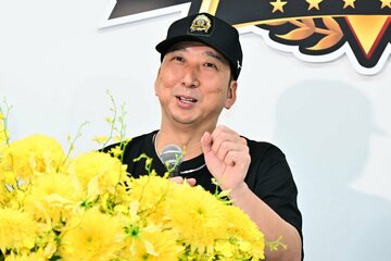 広島戦後、笑顔で優勝会見に出席した阪神・藤川監督