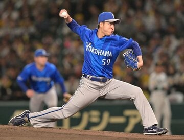 阪神打線相手に力投を見せたDeNA・平良拳太郎