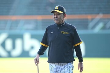 阪神・岡田監督