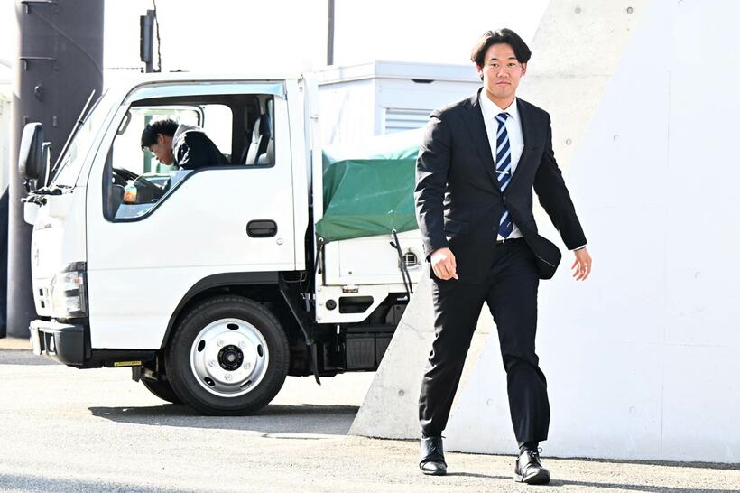 友人の運転するトラックで入寮した稲川竜汰