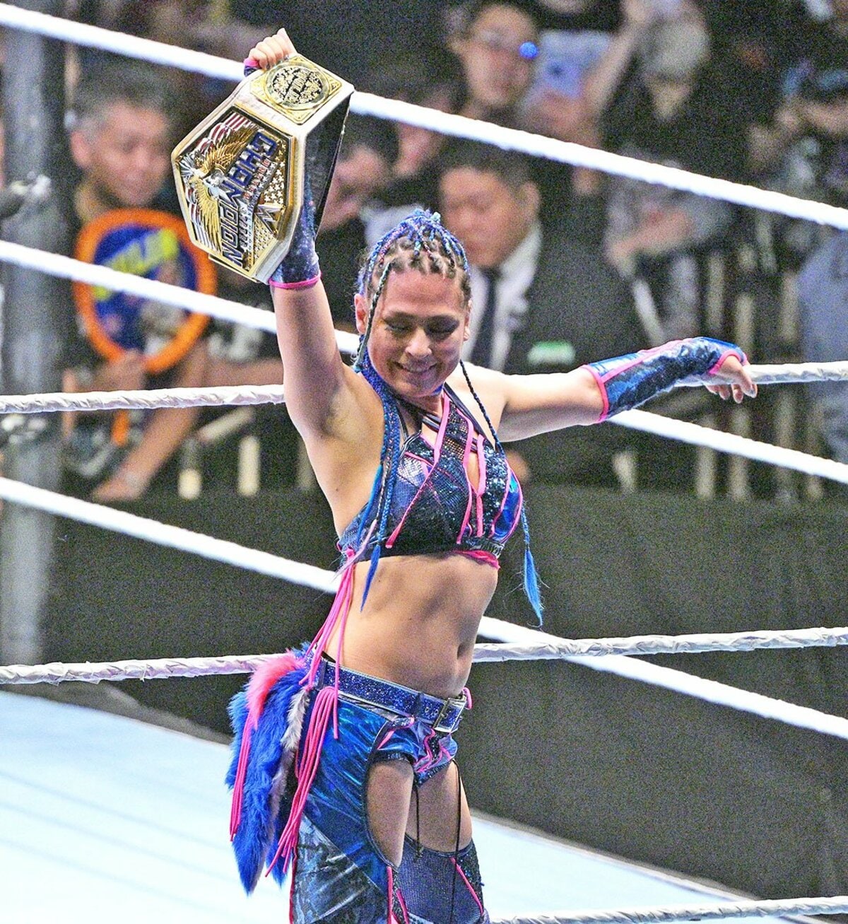 WWE】女子US王者ジュリア 元相棒でライバル・ロクサーヌ撃破！ 日本