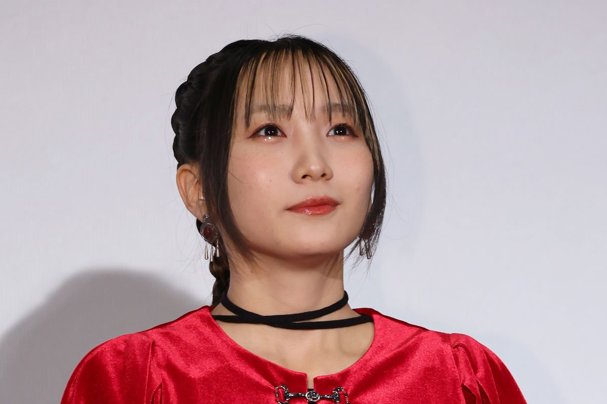 YOASOBI幾田りら 番組出演後に靴を忘れて帰宅「なんて日だ！」 | 東スポWEB