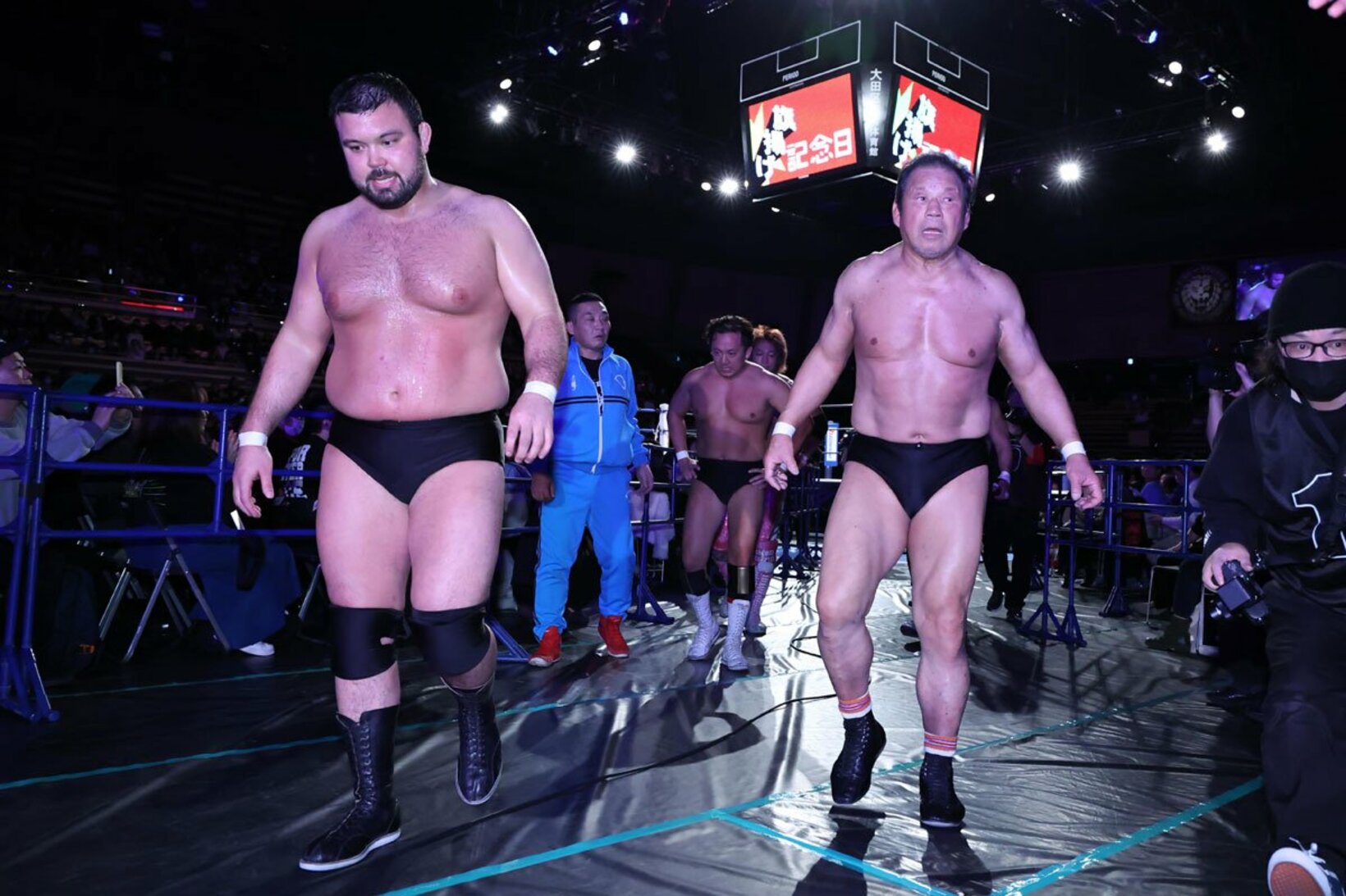 ６日大田区大会で藤波と初共闘したウルフアロン