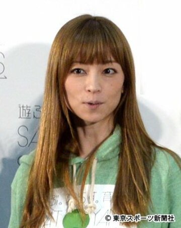 後輩を祝福した吉澤ひとみ