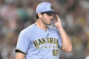 ７回、巨人・中山に同点２ランを浴びた阪神・ハートウィグ